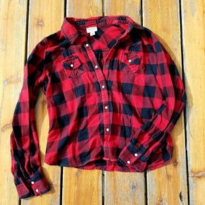 Red and Black Plaid Flannel Long Sleeve Shirt